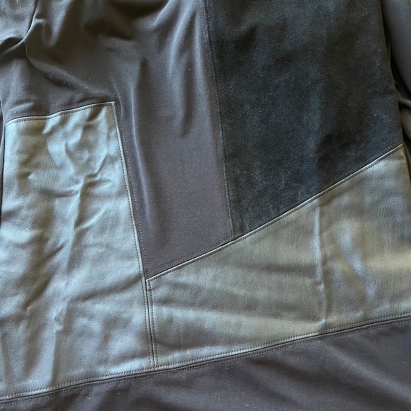 ❌Sold❌ CALVIN KLEIN Retro Faux Leather and Suede Patchwork Long Sleeve Blouse - Picture 5 of 6